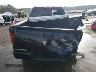 2007 GMC Sierra Denali z VIN 2GTEK638871647619, wystawiony jako Copart lot #87850375 z przebiegiem 158 019 mil mil oraz Szkody całkowita. Historia ofert i sprzedaży dostępna na DreamBid. Obrazek 6.