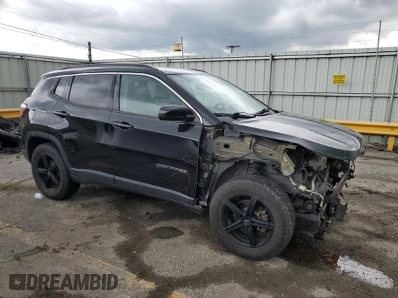 2017 Jeep Compass Latitude z VIN 3C4NJDBB1HT650771, wystawiony jako Copart lot #58190405 z przebiegiem 93 470 mil mil oraz Szkoda całkowita • Salvage title. Historia ofert i sprzedaży dostępna na DreamBid. Obrazek 4.