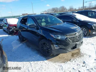 2020 Chevrolet Equinox LT with VIN 3GNAXUEVXLL255927, listed as a IAAI auction lot 41293179 with 124,181 mi miles. Bid and sale history available at carsss.com. Image 1.