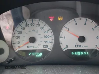 2007 Dodge Grand Caravan SXT with VIN 2D4GP44L67R213012, listed as a IAAI auction lot 41800286 with 218,958 mi miles and . Bid and sale history available at DreamBid. Image 7.