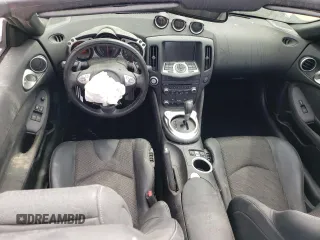 2016 Nissan 370Z Touring z VIN JN1AZ4FH1GM910485, wystawiony jako Copart lot #71812174 z przebiegiem Nie podano mil oraz Czysty tytuł • Clean title. Historia ofert i sprzedaży dostępna na DreamBid. Obrazek 8.