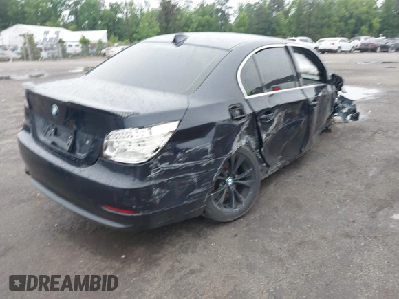 2005 BMW 5 Series 530i z VIN WBANA735X5B819688, wystawiony jako IAAI lot #42204101 z przebiegiem Nie podano mil oraz . Historia ofert i sprzedaży dostępna na DreamBid. Obrazek 4.