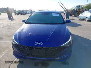 2023 Hyundai Elantra SEL z VIN KMHLS4AG4PU483002, wystawiony jako IAAI lot #41838930 z przebiegiem 7 501 mil mil oraz . Historia ofert i sprzedaży dostępna na DreamBid. Obrazek 12.