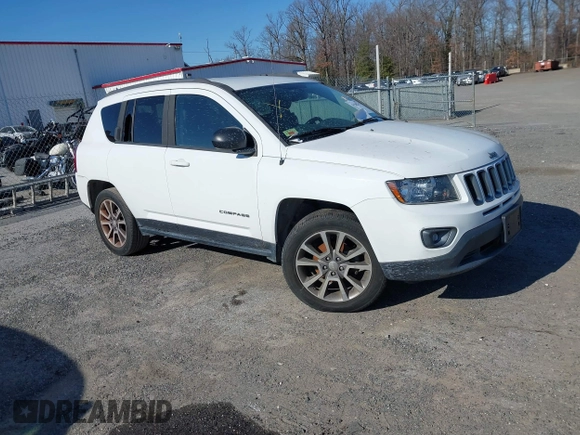 2016 Jeep Compass Sport z VIN 1C4NJCBA4GD785748, wystawiony jako IAAI lot #41585747 z przebiegiem Nie podano mil oraz . Historia ofert i sprzedaży dostępna na DreamBid. Obrazek 1.