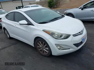 2015 Hyundai Elantra SE z VIN 5NPDH4AE1FH584383, wystawiony jako IAAI lot #42139657 z przebiegiem 141 309 mil mil oraz . Historia ofert i sprzedaży dostępna na DreamBid. Obrazek 1.