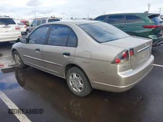 2001 Honda Civic LX with VIN 1HGES15501L077334, listed as a IAAI auction lot 41584435 with 226,072 mi miles. Bid and sale history available at carsss.com. Image 3.