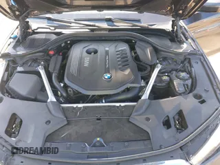 2019 BMW 5 Series 540i с VIN WBAJE5C5XKWW20300, выставлен на аукционе IAAI как лот 42139380 с пробегом 32 802 миль миль и . История ставок и продаж доступна на DreamBid. Изображение 10.