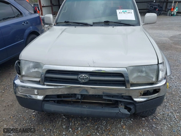 1998 Toyota 4Runner with VIN JT3GN87R3W0073928, listed as a IAAI auction lot 41767493 with 264,738 mi miles. Bid and sale history available at carsss.com. Image 6.