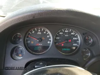 2007 Chevrolet Avalanche 1LT with VIN 3GNFK12307G266813, listed as a Copart auction lot 62402125 with 322,835 mi miles and Clean title. Bid and sale history available at DreamBid. Image 9.
