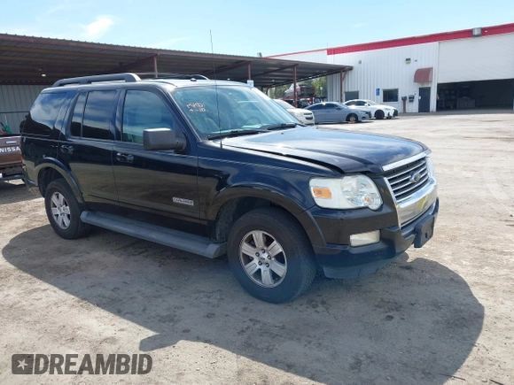 2008 Ford Explorer XLT with VIN 1FMEU73E78UA98826, listed as a IAAI auction lot 42018745 with 154,823 mi miles. Bid and sale history available at carsss.com. Image 1.