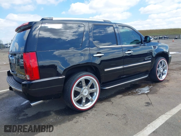 2010 Cadillac Escalade Luxury с VIN 1GYUCBEFXAR214311, выставлен на аукционе IAAI как лот 42140390 с пробегом 143 200 миль миль и . История ставок и продаж доступна на DreamBid. Изображение 4.