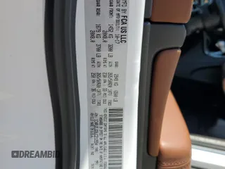 2018 Jeep Grand Cherokee Summit with VIN 1C4RJEJG9JC212554, listed as a Copart auction lot 63123065 with 82,976 mi miles and Salvage title. Bid and sale history available at DreamBid. Image 13.