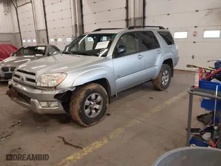 2004 Toyota 4Runner SR5 with VIN JTEZU14R348018845, listed as a IAAI auction lot 41601127 with 283,387 mi miles. Bid and sale history available at carsss.com. Image 17.