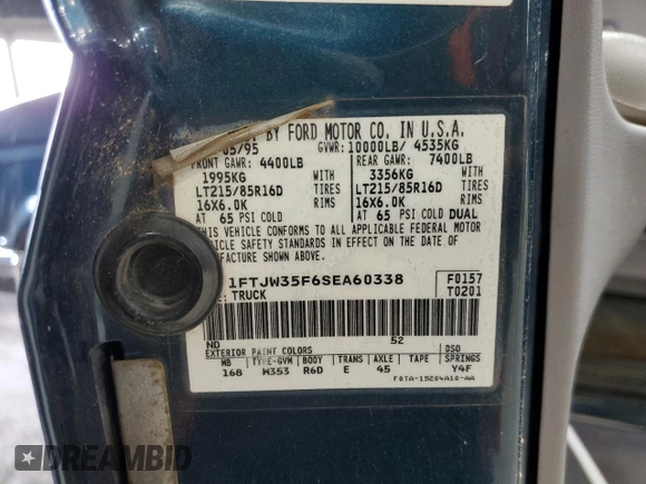 1995 Ford F-350 z VIN 1FTJW35F6SEA60338, wystawiony jako Copart lot #50962515 z przebiegiem 235 177 mil mil oraz Szkoda całkowita • Salvage title. Historia ofert i sprzedaży dostępna na DreamBid. Obrazek 13.