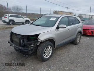 2015 Kia Sorento LX with VIN 5XYKTDA64FG612232, listed as a IAAI auction lot 41894549 with 145,748 mi miles. Bid and sale history available at carsss.com. Image 17.