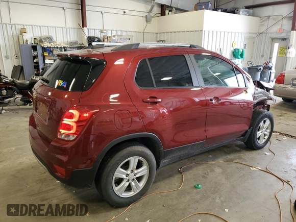 2022 Chevrolet Trax LT with VIN KL7CJPSM8NB507269, listed as a Copart auction lot 51087265 with 41,960 mi miles and Salvage title. Bid and sale history available at DreamBid. Image 3.