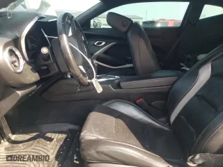 2019 Chevrolet Camaro 2LT with VIN 1G1FC1RXXK0114008, listed as a Copart auction lot 70623814 with 0 mi miles and Salvage Title. Bid and sale history available at carsss.com. Image 7.