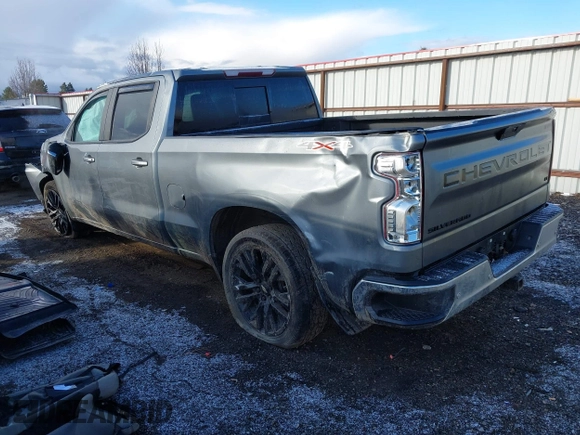 2021 Chevrolet Silverado 1500 LT z VIN 3GCUYDED3MG103587, wystawiony jako IAAI lot #41820846 z przebiegiem 101 809 mil mil oraz . Historia ofert i sprzedaży dostępna na DreamBid. Obrazek 3.