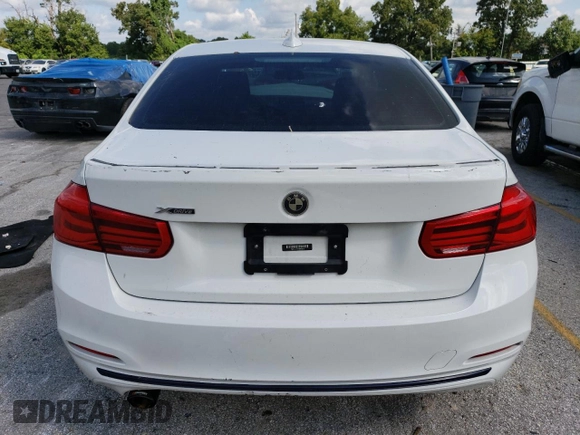 2016 BMW 3 Series 328i xDrive z VIN WBA8E3C57GK501878, wystawiony jako Copart lot #85206404 z przebiegiem 116 074 mil mil oraz Szkoda całkowita • Salvage title. Historia ofert i sprzedaży dostępna na DreamBid. Obrazek 6.