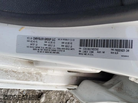 2015 Chrysler 200 S z VIN 1C3CCCBG1FN557242, wystawiony jako Copart lot #54767335 z przebiegiem 62 946 mil mil oraz Szkoda całkowita • Salvage title. Historia ofert i sprzedaży dostępna na DreamBid. Obrazek 12.