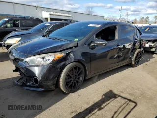 2016 Kia Forte SX с VIN KNAFZ5A39G5631071, выставлен на аукционе Copart как лот 87318944 с пробегом 92 462 миль миль и Списание • Salvage title. История ставок и продаж доступна на DreamBid. Изображение 1.