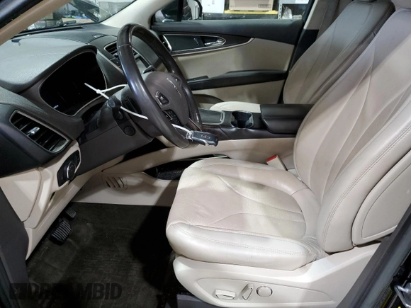2017 Lincoln MKX Reserve with VIN 2LMPJ8LRXHBL50654, listed as a Copart auction lot 52284685 with 84,480 mi miles and Salvage Title. Bid and sale history available at carsss.com. Image 7.