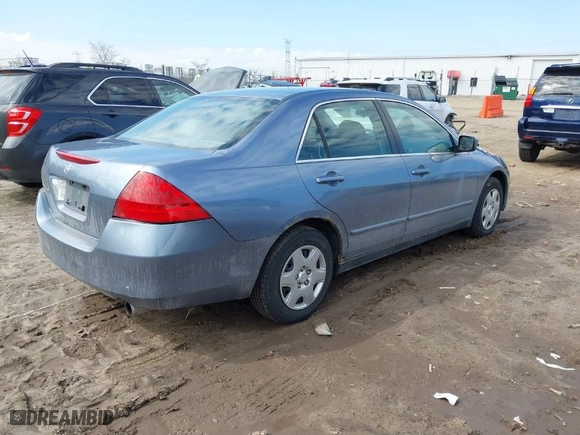 2007 Honda Accord Sdn LX with VIN 1HGCM56447A159344, listed as a IAAI auction lot 41898922 with 164202 miles. Bid and sale history available at carsss.com. Image 4.