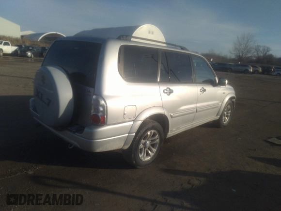 2004 Suzuki XL7 LX with VIN JS3TX92V744106967, listed as a IAAI auction lot 41119580 with 158,741 mi miles and . Bid and sale history available at DreamBid. Image 4.
