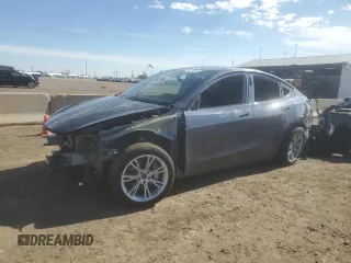 2023 Tesla Model Y Long Range z VIN 7SAYGDEE7PF965446, wystawiony jako Copart lot #54710375 z przebiegiem 23 807 mil mil oraz Szkody całkowita. Historia ofert i sprzedaży dostępna na DreamBid. Obrazek 1.