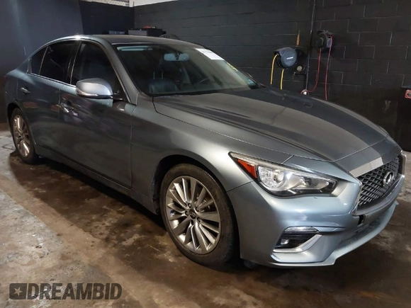 2019 Infiniti Q50 Luxe with VIN JN1EV7AR8KM591111, listed as a IAAI auction lot 41773860 with 87,027 mi miles and . Bid and sale history available at carsss.com. Image 1.