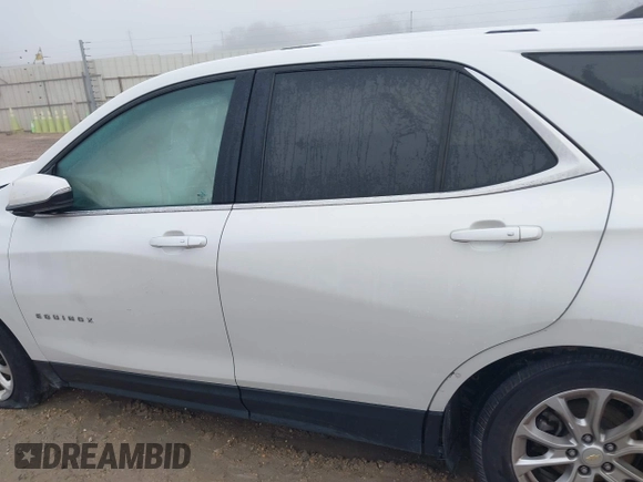 2019 Chevrolet Equinox LT z VIN 2GNAXUEVXK6254229, wystawiony jako IAAI lot #41649447 z przebiegiem 116 778 mil mil oraz . Historia ofert i sprzedaży dostępna na DreamBid. Obrazek 14.