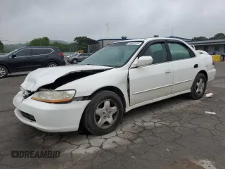 2000 Honda Accord EX с VIN 1HGCG1658YA049648, выставлен на аукционе Copart как лот 55692435 с пробегом 198 675 миль миль и Списание • Salvage title. История ставок и продаж доступна на DreamBid. Изображение 1.