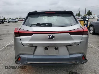 2019 Lexus UX 250h z VIN JTHU9JBH0K2003941, wystawiony jako Copart lot #53476155 z przebiegiem 94 603 mil mil oraz Szkoda całkowita • Salvage title. Historia ofert i sprzedaży dostępna na DreamBid. Obrazek 6.