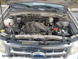 2008 Ford Escape XLT with VIN 1FMCU03108KA62726, listed as a IAAI auction lot 41921634 with 201,169 mi miles. Bid and sale history available at carsss.com. Image 10.