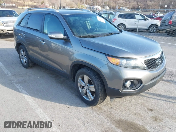 2012 Kia Sorento EX with VIN 5XYKUCA63CG300289, listed as a IAAI auction lot 41751407 with 141,310 mi miles. Bid and sale history available at carsss.com. Image 1.