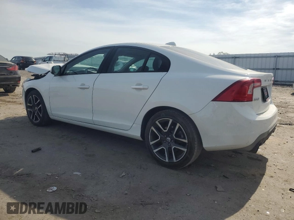 2017 Volvo S60 Dynamic z VIN YV140MTL6H2420113, wystawiony jako Copart lot #54386545 z przebiegiem 96 854 mil mil oraz Szkoda całkowita • Salvage title. Historia ofert i sprzedaży dostępna na DreamBid. Obrazek 2.