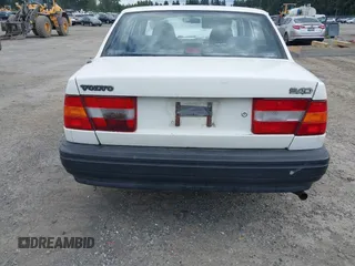 1994 Volvo 900 GLS with VIN YV1JS883XR3145743, listed as a IAAI auction lot 42216858 with 193,685 mi miles and . Bid and sale history available at DreamBid. Image 17.