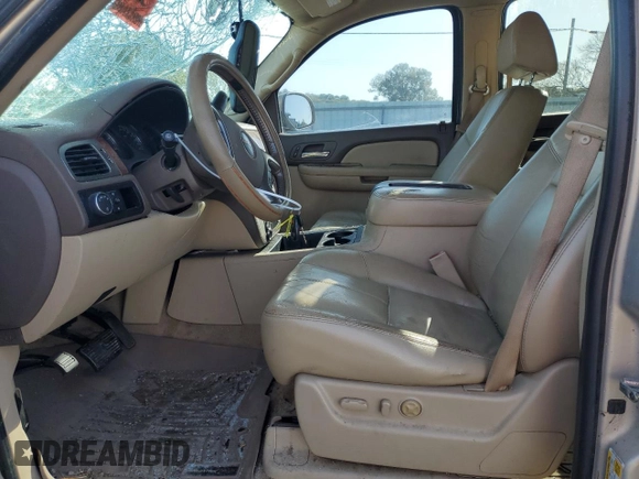 2007 GMC Yukon SLT with VIN 1GKFC13027R299200, listed as a Copart auction lot 74998744 with 301,803 mi miles and Salvage Title. Bid and sale history available at carsss.com. Image 7.