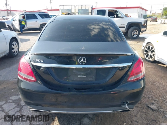 2018 Mercedes-Benz C 300 с VIN WDDWF4JB8JR330178, выставлен на аукционе IAAI как лот 42694806 с пробегом 122 276 миль миль и . История ставок и продаж доступна на DreamBid. Изображение 16.