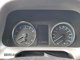 2017 Toyota RAV4 LE с VIN 2T3BFREV2HW670639, выставлен на аукционе Copart как лот 60017335 с пробегом 100 299 миль миль и Списание • Salvage title. История ставок и продаж доступна на DreamBid. Изображение 9.