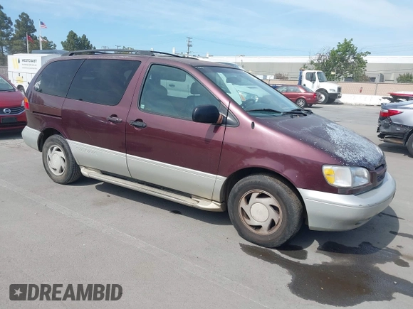 1998 Toyota Sienna LE с VIN 4T3ZF13C5WU010268, выставлен на аукционе IAAI как лот 42100402 с пробегом 258 934 миль миль и . История ставок и продаж доступна на DreamBid. Изображение 1.