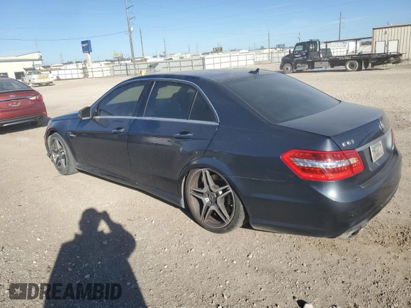 2010 Mercedes-Benz E 63 AMG with VIN WDDHF7HBXAA107915, listed as a Copart auction lot 81976404 with 117,118 mi miles and Clean title. Bid and sale history available at DreamBid. Image 2.