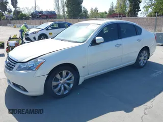 2007 Infiniti M Sport with VIN JNKAY01E97M307725, listed as a IAAI auction lot 42066474 with 211,377 mi miles. Bid and sale history available at carsss.com. Image 2.