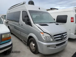 2012 Mercedes-Benz Sprinter with VIN WD3PF4CD5C5699548, listed as a Copart auction lot 76361884 with 46,471 mi miles and Salvage Title. Bid and sale history available at DreamBid. Image 4.