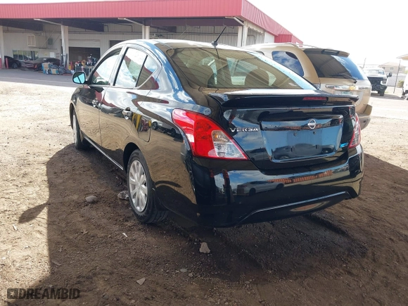2015 Nissan Versa SV with VIN 3N1CN7AP1FL922441, listed as a IAAI auction lot 41767174 with 95,840 mi miles. Bid and sale history available at carsss.com. Image 3.