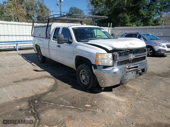 2008 Chevrolet Silverado 2500HD Work Truck with VIN 1GCHC29K68E111113, listed as a Copart auction lot 80906064 with 153,106 mi miles and Salvage Title. Bid and sale history available at carsss.com. Image 11.