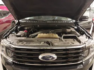 2019 Ford Expedition Limited with VIN 1FMJU2AT1KEA90239, listed as a IAAI auction lot 41513730 with 89,642 mi miles. Bid and sale history available at carsss.com. Image 10.