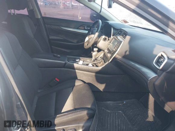 2017 Nissan Maxima SV с VIN 1N4AA6AP8HC369544, выставлен на аукционе IAAI как лот 40936518 с пробегом 121 994 миль миль и . История ставок и продаж доступна на DreamBid. Изображение 5.
