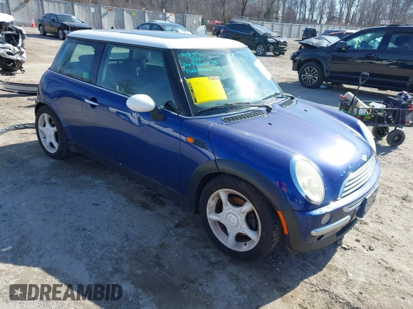 2002 MINI Hardtop with VIN WMWRC33482TC36492, listed as a IAAI auction lot 41633112 with 133,672 mi miles and . Bid and sale history available at DreamBid. Image 1.