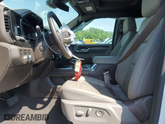 2024 GMC Sierra 1500 SLT with VIN 3GTUUDED3RG344150, listed as a Copart auction lot 56989275 with 15,315 mi miles and Salvage title. Bid and sale history available at DreamBid. Image 7.